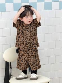 DAZY Conjunto de T-shirt de manga curta com gola redonda e calções casuais com estampado leopardo para bebé rapaz, verão, criança pequena - Multicolorido - Ver 6
