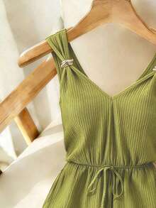 SHEIN Franclia Bộ áo liền quần nữ màu xanh bơ với khóa kim loại, chất liệu vải jacquard, có họa tiết. - màu xanh lá - Xem 4
