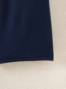 SHEIN Vacaura 男童休闲撞色圆领T恤套装（2件/套），舒适时尚，适合日常、上学和运动穿着。 - 藏蓝色 - 查看 5