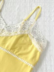 IslaSuriya Kamisol Slim Fit Serbaguna untuk Musim Panas Wanita dengan Motif Renda dan Patchwork - Kuning - View 3