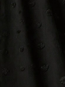 GlowEve CURVE Gaun Tanpa Lengan Leher V Ukuran Besar untuk Wanita dengan Hiasan Ruffle di Manset dan Garis Leher, Kasual dan Nyaman untuk Perjalanan Sehari-hari - Hitam - View 4