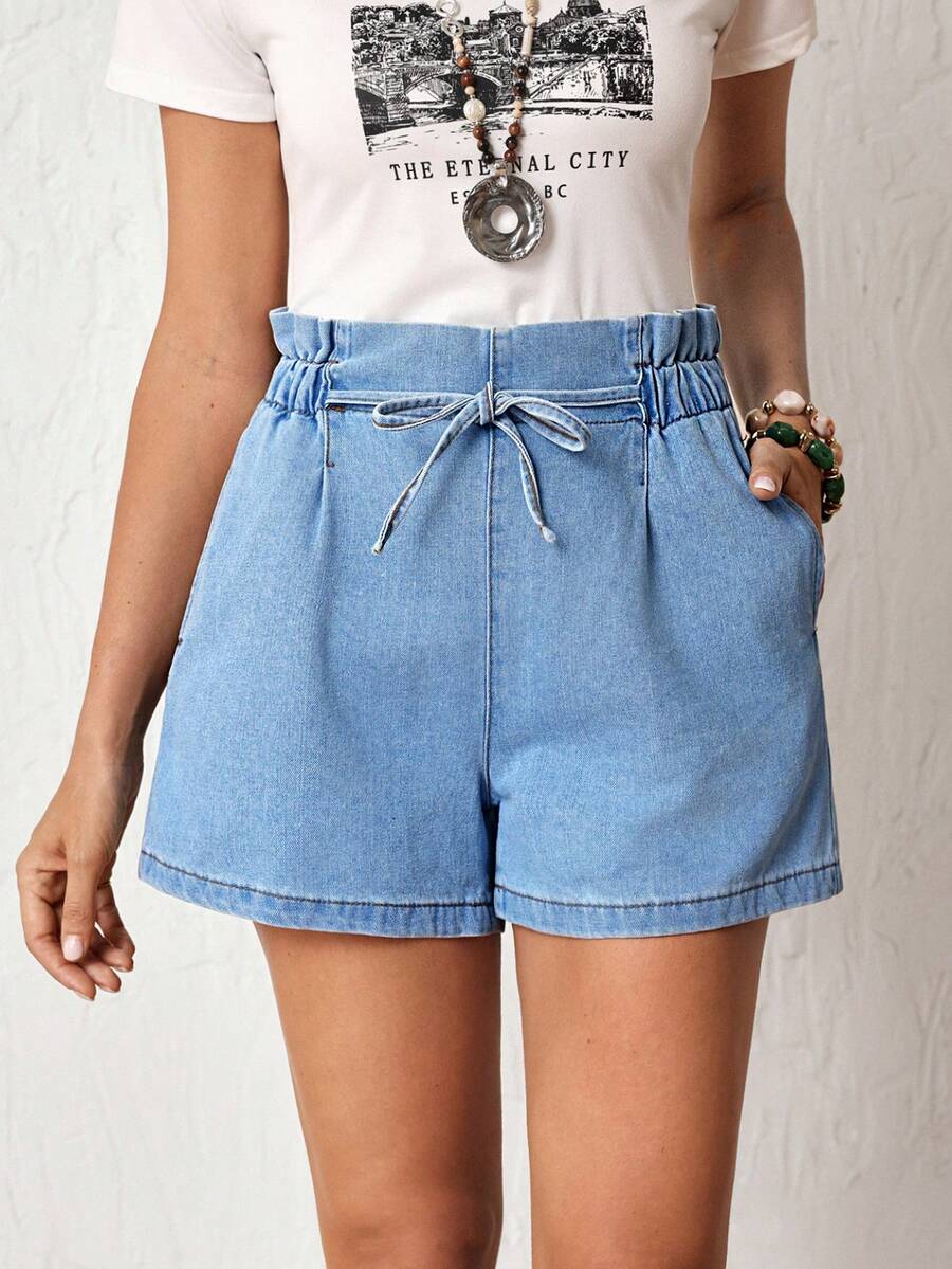 SHEIN LUNE Celana Pendek Denim Wanita dengan Tali Serut di Pinggang, Model Kerut, Kasual, Seksi, Serbaguna, untuk Pemakaian Sehari-hari, Cocok untuk Berenang, Warna Pastel, dan Musim Panas. - Biru - View 1