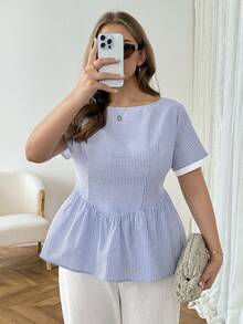 SHEIN LUNE 大码夏季休闲条纹荷叶边短袖衬衫 - 藍白色 - 查看 2