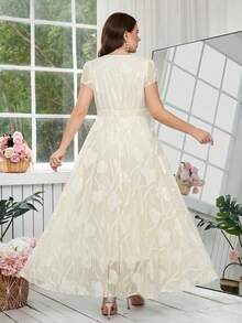 Reflora 大码女士优雅印花连衣裙，夏季婚礼宾客礼服 - 杏色 - 查看 2