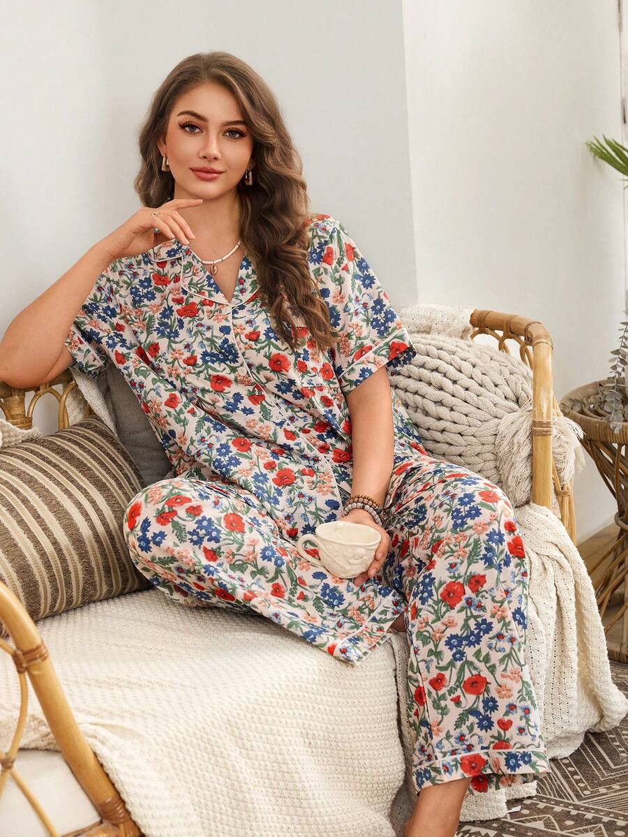 Serenescape Conjunto de pijama de cardigan con estampado floral y cuello de solapa, y chifón de burbujas de talla grande - Multicolor - Ver 1