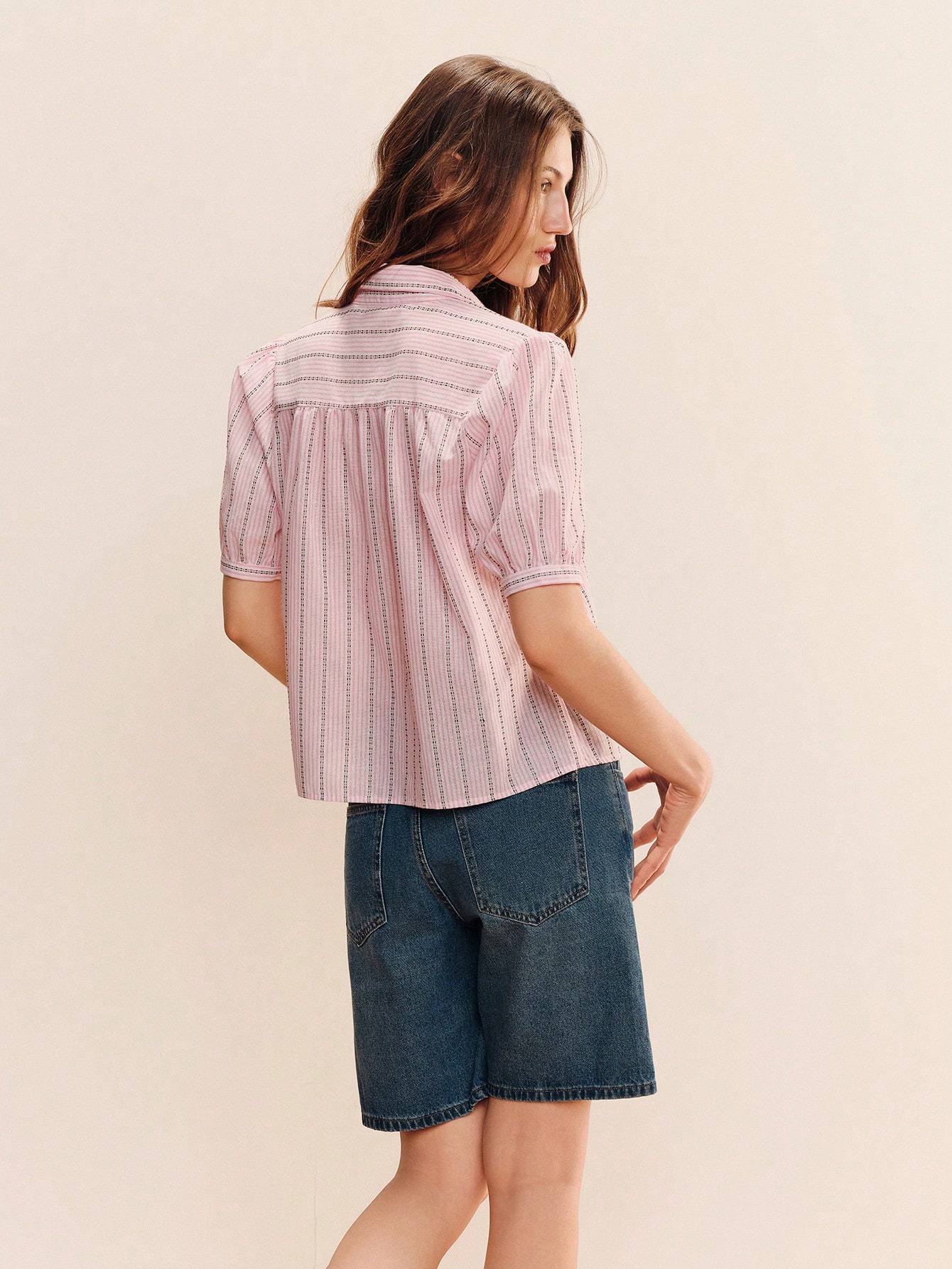 Relaxed Pink Striped Shirt With Short Gathered Sleeves And Buttoned Placket