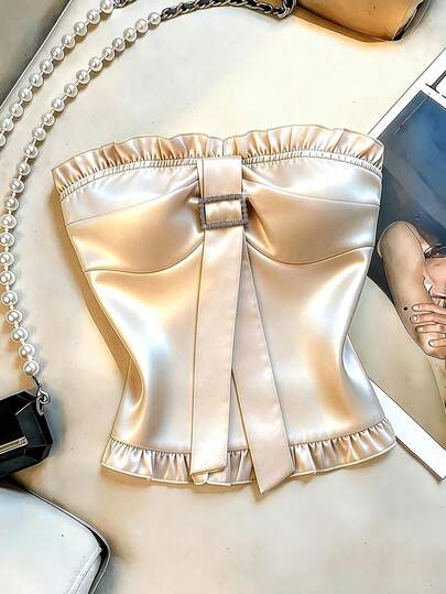 GlowEve Blusa elegante y sexy para vacaciones con cintura anudada, adornada con strass y volantes en color champán