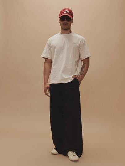Musero SHORT SLEEVE OVERSIZED GRAPHIC TSHIRT - "Postage Stamp"