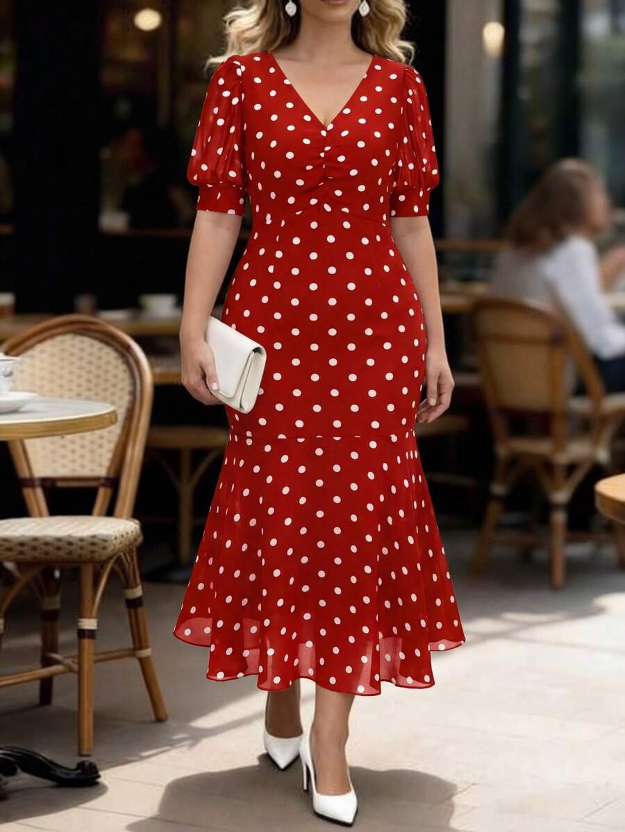 Plus Size Women's Polka Dot Print V-Neck Mid-Sleeve Mermaid Hem Fitted Elegant Dress - Red - View 1