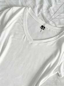 SHEIN EZwear 3件装女士夏季V领紧身T恤，朋克亚文化动漫纯色基础款V领短袖修身T恤 - 彩色 - 查看 6