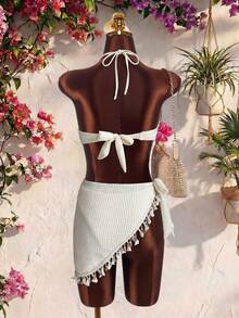 Swim Mod Conjunto de traje de baño de mujer de unicolor y sexy, de tela con textura de piña, top de bikini con escote halter y Bottom triangular con falda envolvente, con flecos, para primavera/verano y vacaciones en la playa - Beis - Ver 2