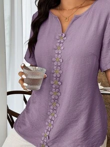 Plus Size Women's Spring/Summer Vacation Floral Patchwork Ruffle Trim Loose Short Sleeve Top - Purple - View 5