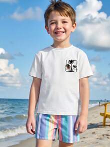 SHEIN Playful Pals 两件套幼儿男童休闲时尚舒适印花圆领插肩袖上衣和条纹短裤，适合春夏户外玩耍、日常穿着，柔软舒适，是夏季度假的理想选择。 - 白色 - 查看 3