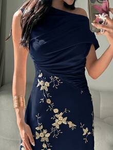 Modelyn 婚礼季、春夏休闲优雅通勤、日常约会、生日派对、办公室着装、简约小礼服、闺蜜聚会、小型宴会、派对、露肩褶皱网纱面料、刺绣花朵、拼接针织面料、杏色长裙、A字裙、女士长裙 - 藏蓝色 - 查看 2