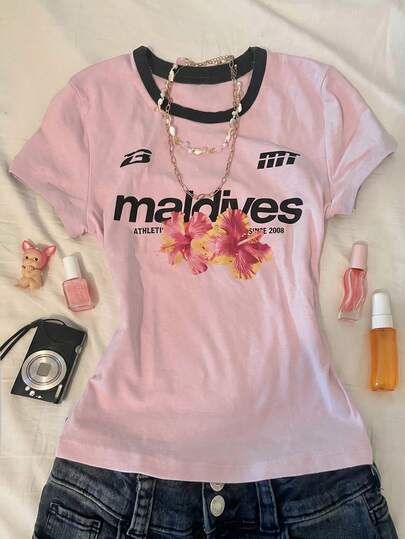 Camiseta de manga corta de cuello redondo con estampado de letras y flores en rosa de punto informal para niñas preadolescentes, verano