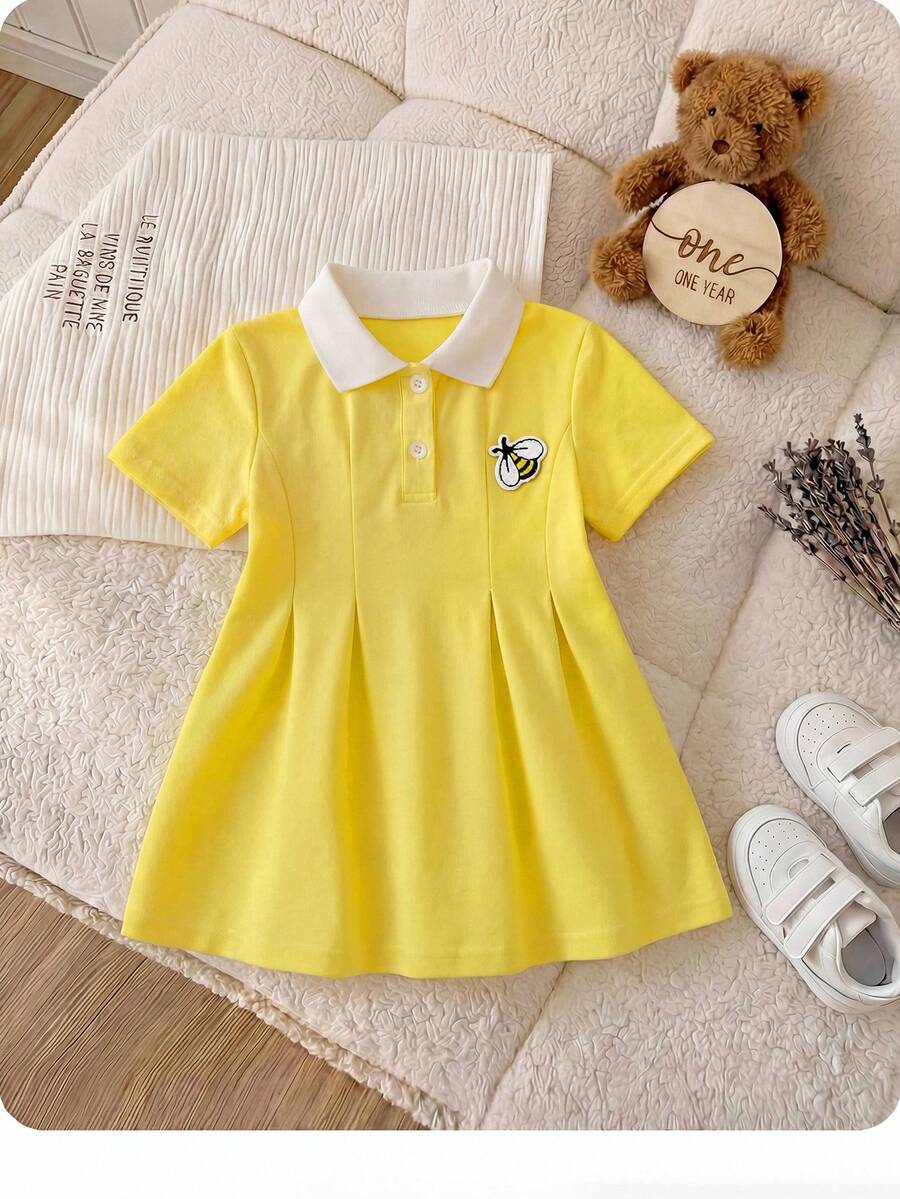 SHEIN 女宝宝可爱校园风黄色拼接Polo领卡通印花连衣裙 - 黃色 - 查看 1