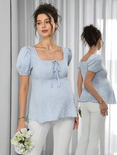 Momance Áo len bầu jacquard thanh lịch với tay phồng, thiết kế đường may công chúa tạo dáng hoàn hảo, lưng thun co giãn thoải mái, vạt áo chữ A phù hợp cho các buổi họp mặt và tiệc tùng.