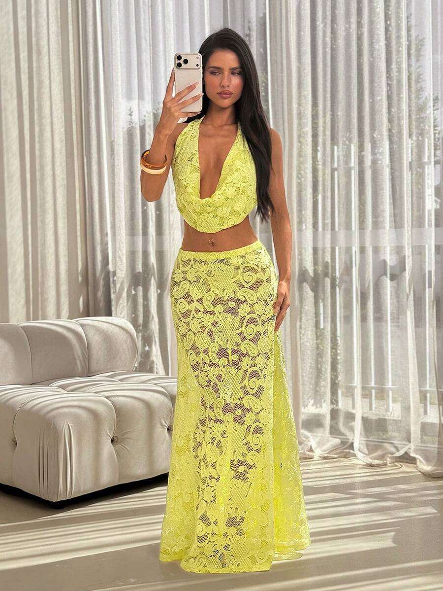 SHEIN ICON Bộ đồ gợi cảm cho nữ gồm áo croptop ren cổ khoét sâu và chân váy ngắn, thích hợp cho kỳ nghỉ. - Màu vàng - Xem 1