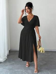Elenzga Vestido Maxi Plus Size Feminino de Verão, Estilo Francês Elegante, Luxo Minimalista, Design Casual Boêmio para Férias/Trabalho, Festa Formal e Deslocamento, Estilo Vintage, Confortável, Tecido Preto Semelhante ao Linho, Decote em V Cruzado, Cintura com Cordão, Costas Franzidas, Cintura Elástica, Barra Assimétrica, Manga Flare - Preto - Visão 4