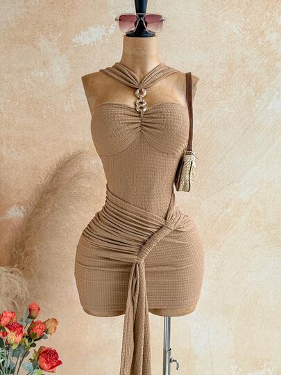Soleia Women's Textured Ruched Metal Ring Decor Sleeveless Mini Dress, Fashionable