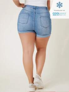 EMERY ROSE Plus Size Women Pocket Skinny Casual Versatile Denim Shorts - Light Wash - View 2