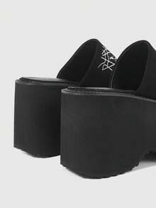 ROMWE Women's Casual And Stylish Square-Toe Closed-Toe Wedge Heel Platform Mules, Punk-Style Gothic Suede Spider Animal Pattern Embroidery Design, Perfect For Nightclub Parties, Holidays, And Commuting – Slip-On Women's Shoes. - Black - View 3