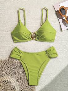 Swim Chiccia Set Pakaian Renang Wanita Bikini Kasual dan Celana Dalam Segitiga dengan Dekorasi Logam Warna Polos - Hijau - View 6