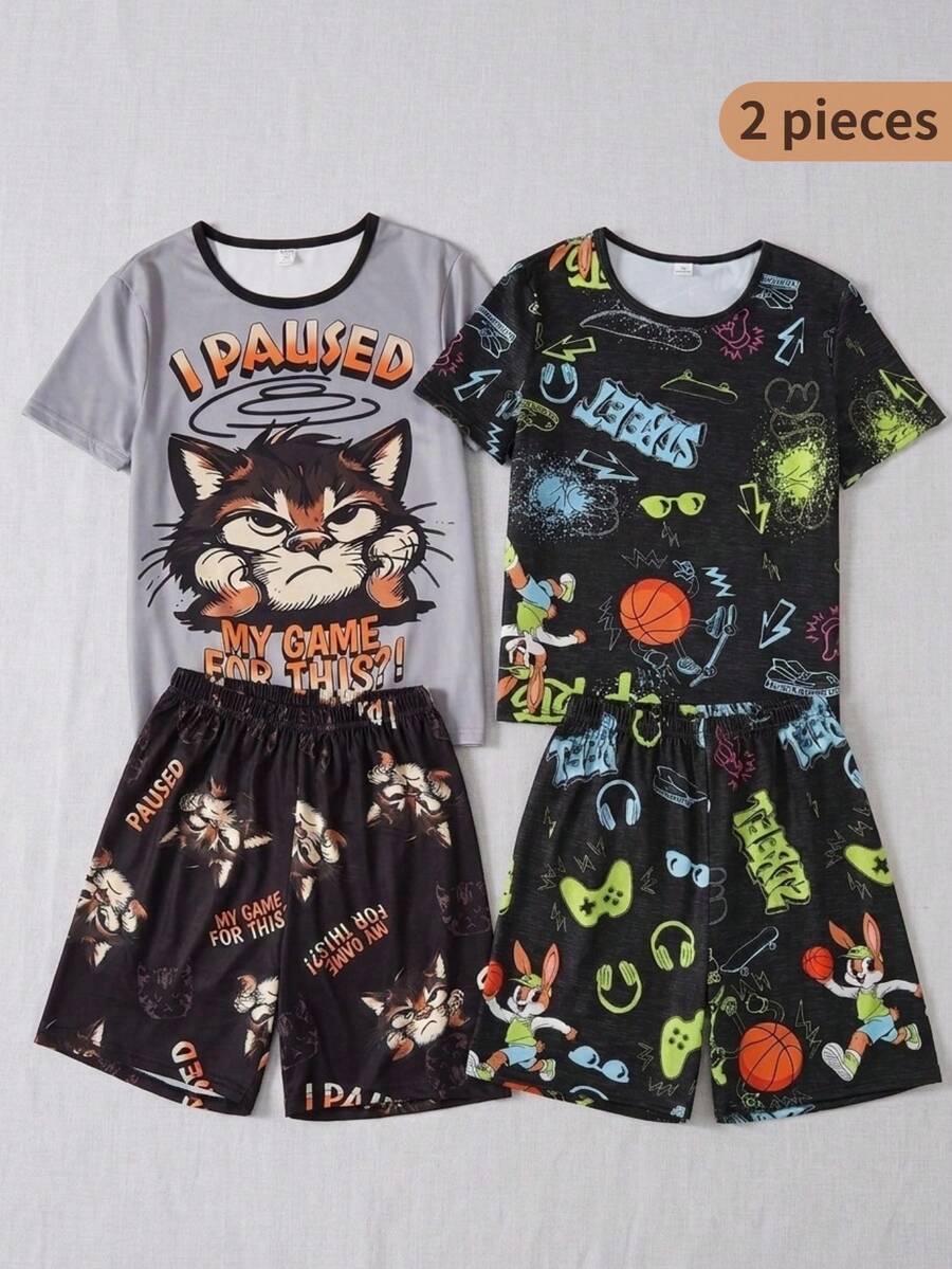SHEIN Set de pijama de 2 piezas para hombre con camiseta de manga corta con estampado gráfico de gato pensativo y shorts con estampado total de videojuegos - Gris - Ver 1