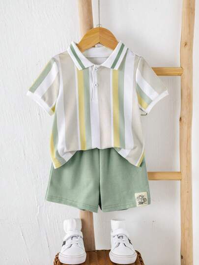 SHEIN Bộ 2 món áo polo ngắn tay kẻ sọc và quần short cho bé trai/bé gái, bộ đồ mùa hè cho bé trai, quần áo đi nghỉ mát.