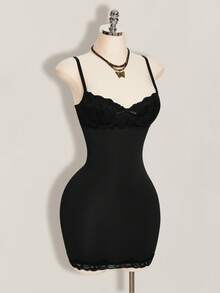 SHEIN ICON Y2K 夏季女士外出黑色性感夜店派对沙滩毕业典礼纯色蕾丝拼接修身吊带迷你连衣裙 - 黑色 - 查看 7