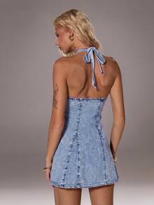 TRNVIE Đầm denim ngắn hở lưng cổ yếm gợi cảm thời trang nữ - Rửa nhẹ - Xem 2