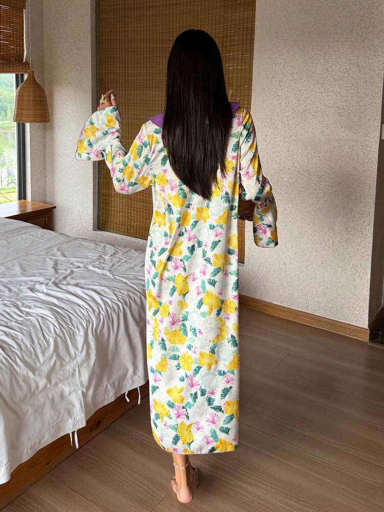 Women's All-Over Print Contrast Color Ruffle V-Neck Long Sleeve Robe