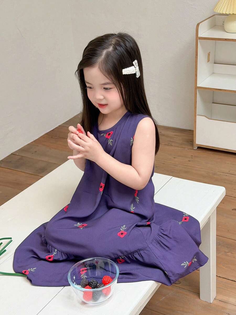 Dazy Kids Đầm xếp ly cổ chữ V họa tiết hoa nhí cho bé gái (size nhỏ) mặc nhà - Màu tím - Xem 1