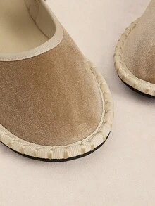 Rosivie Women's Round-Toe Mary Jane Flats With Contrast Trim Stitching - Stylish, Elegant And Comfortable Slip-On Shoes For Work, Commuting And Special Occasions - Light gold - View 5