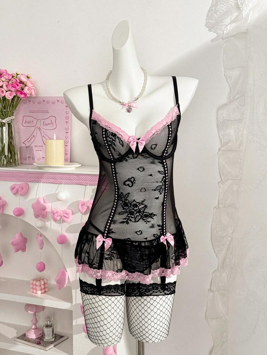 PetitDoll Bộ đồ lót ren gợi cảm 4 món dành cho nữ, bao gồm áo ngực ren, dây đeo tất, quần lọt khe và tất lưới. - màu đen - Xem 1