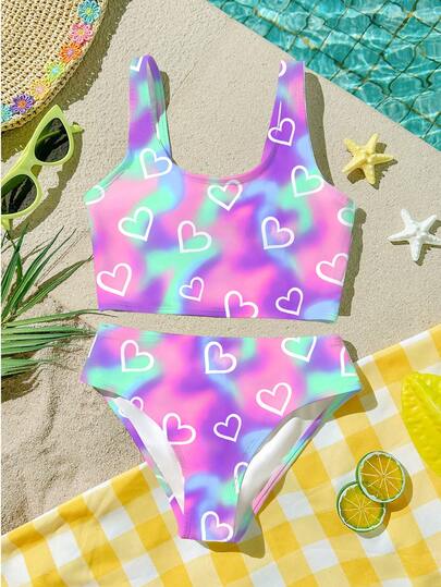 Bộ đồ bơi hai dây và bikini tam giác tối giản, họa tiết trái tim ombre, phong cách nghỉ mát biển cho bé gái tuổi teen, thích hợp cho kỳ nghỉ hè thư giãn, #Coconutgirl, họa tiết đồ họa, Kawaii, chấm bi, nhuộm tie-dye, cuối tuần biển, kỳ nghỉ, không khí nghỉ dưỡng, họa tiết đồ họa, Y2K, mùa hè, trở lại phong cách cổ điển