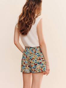lacRébo High-Waisted A-Line Shorts In Floral Jacquard With Front Pleats Spring Summer Holiday Outfits Going Out Vacation Outfits Vintage French Style Beige - Multicolor - View 2