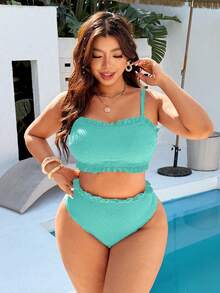 Swim Basics Bộ bikini cỡ lớn dành cho nữ, gồm áo quây màu trơn chất liệu jacquard với viền hoa và quần bikini tam giác cạp cao màu trơn chất liệu jacquard xếp ly, kiểu dáng gợi cảm tối giản, thích hợp cho kỳ nghỉ biển. - Màu xanh bạc hà - Xem 3