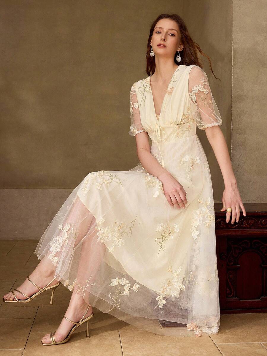 MOTF PREMIUM VESTIDO ELEGANTE DE MUJER CON CUELLO EN V DE MALLA BORDADA, MANGA CORTA Y BAJO ACAMPANADO, ESTILO ROMÁNTICO PARA PRIMAVERA/VERANO - Albaricoque - Ver 1