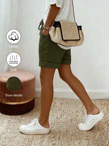 SHEIN Holidaya Quần short nữ mùa hè mới, chất liệu vải lanh, kiểu dáng thường ngày, có dây rút ở eo và gấu quần được cuộn lên, mang đến vẻ ngoài thoải mái nhưng vẫn thanh lịch, phù hợp cho những buổi đi chơi hàng ngày, kỳ nghỉ hoặc những dịp thường nhật nhẹ nhàng. Đây là một món đồ đa năng trong dòng quần short thường ngày có dây rút, quần kaki chất lượng cao và quần ống rộng ôm dáng. - xanh quân đội - Xem 4