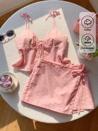 Comfortcana Nuevo conjunto de top con cuello de halter y corbata con lunares y shorts para mujer, adecuado para vacaciones en la playa, ocio en casa, uso diario, atuendo sexy, festivales de música, con un estilo cómodo