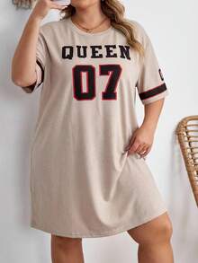 SHEIN CURVE+ 大尺碼音樂節T恤，休閒簡約大尺碼純色圓領寬鬆短袖洋裝，適合夏季穿著，黑色與米色 - 杏色 - 查看 8