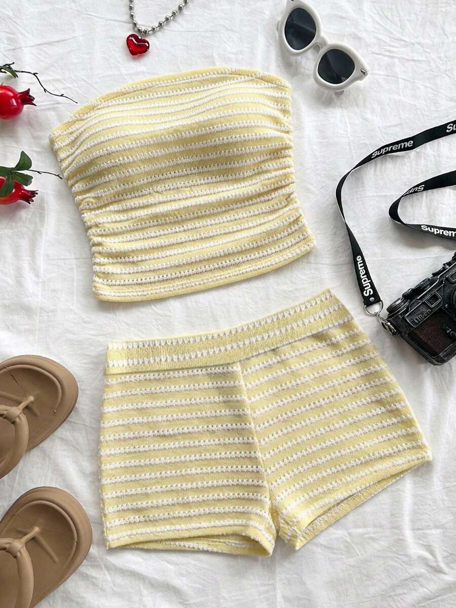SHEIN Tween女孩黃色條紋抹胸上衣+短褲2件套,休閒度假穿搭,適合姐妹拍照拍攝 - 黃色 - 查看 1