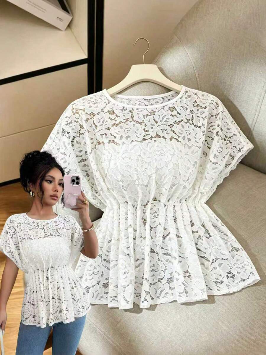 Selianne بلوزة بياقة مستديرة وأكمام قصيرة مع تصميم مجمع الخصر، من قماش جاكار مفرغ، مناسبة للارتداء اليومي والحفلات، بتصميم جديد وأنيق للنساء في فصلي الربيع والصيف - أبيض - مشاهدة 1