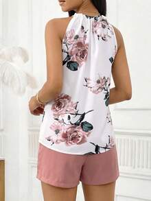 SHEIN Lady Bộ quần short và áo dây in hoa màu hồng của Holiday Leisure - Hồng - Xem 2