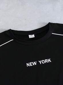 SHEIN Coolqubz 男童简约时尚白色罗纹圆领针织T恤短裤套装（2件），面料舒适，版型时尚，春夏新品，适合多种季节和场合，休闲、运动、度假皆宜。 - 黑色 - 查看 6