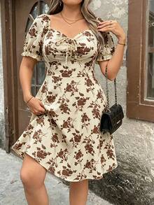 EMERY ROSE Đầm ngắn tay, dài đến đầu gối, cổ tim, họa tiết hoa nhí dành cho nữ cỡ lớn. - Nhiều màu - Xem 3