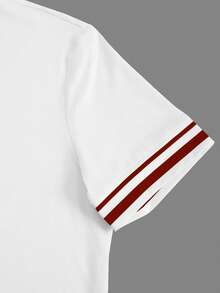 Manfinity Homme Bộ đồ nam thường ngày gồm áo thun ngắn tay cổ tròn kẻ sọc và quần short có dây rút. - Nhiều màu - Xem 3