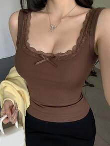 DAZY 春夏镂空刺绣花卉蕾丝拼接棕色吊带休闲度假沙滩蝴蝶结系带吊带背心（女款） - 棕色 - 查看 3