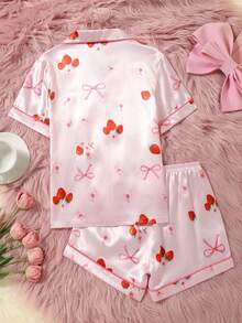 Bộ đồ ngủ 2 món cho bé gái, ngọt ngào, dễ thương, thanh lịch, thoải mái, tối giản, thời trang, mềm mại, thoáng khí, màu hồng hoạt hình, in hình dâu tây và nơ, chất liệu giả lụa, gồm áo cardigan cổ bẻ tay ngắn và quần short. - Nhiều màu - Xem 3